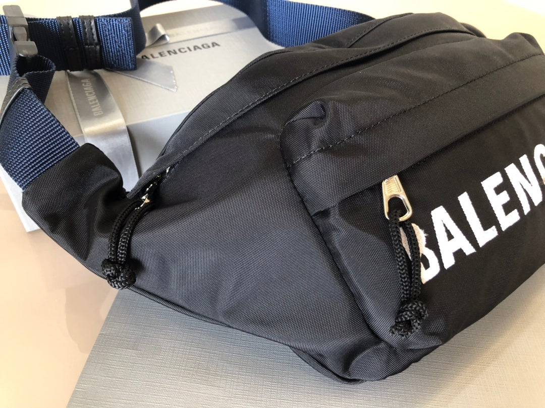Canvas embroidered Fanny pack