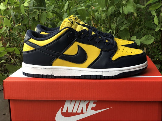 Nike Dunk Low Michigan (2021)