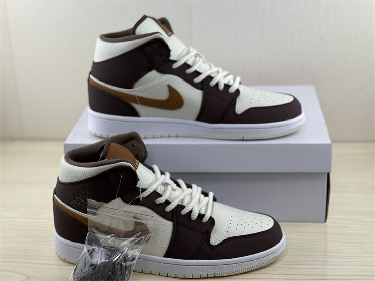 Air Jordan 1 Mid SE Brown Basalt Oatmeal (W)