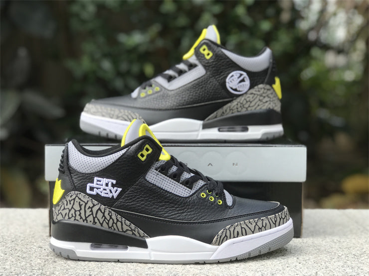 Air Jordan 3 Retro Oregon black and yellow duck