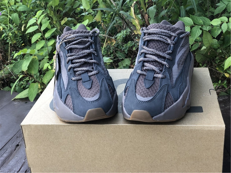 Adidas Yeezy Boost 700 V2  Enflame Amber Mauve