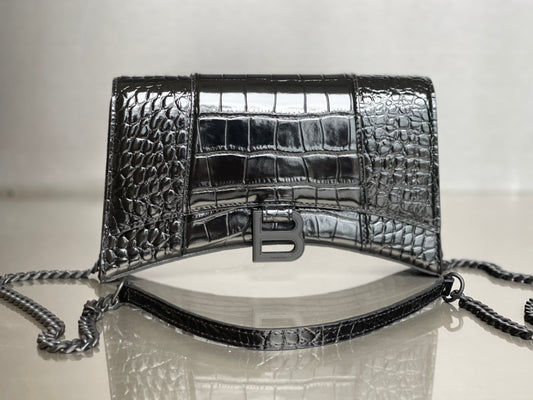 Crocodile black buckle 199