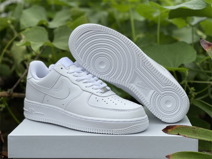 Nike Air Force 1 Low '07 White