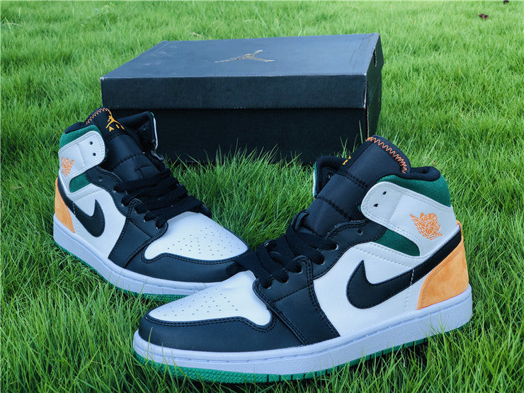 Air Jordan 1 Mid Oakland