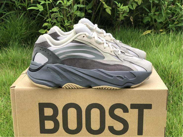 Adidas Yeezy Boost 700 V2 Tephra