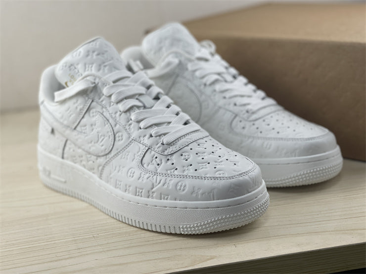 LOUIS VUITTON × Nike Air Force 1 Low