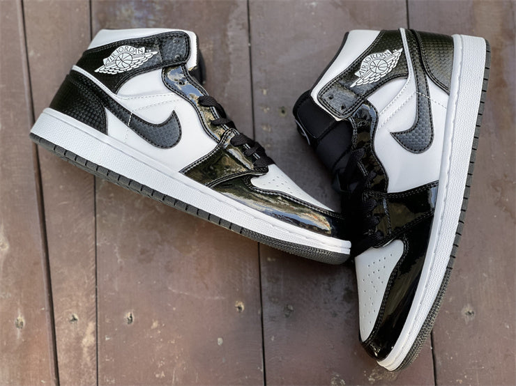 Air Jordan 1 Mid Carbon Fiber  DD1649-001