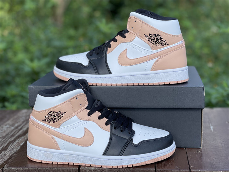 Air Jordan 1 Mid Arctic Orange Black Toe