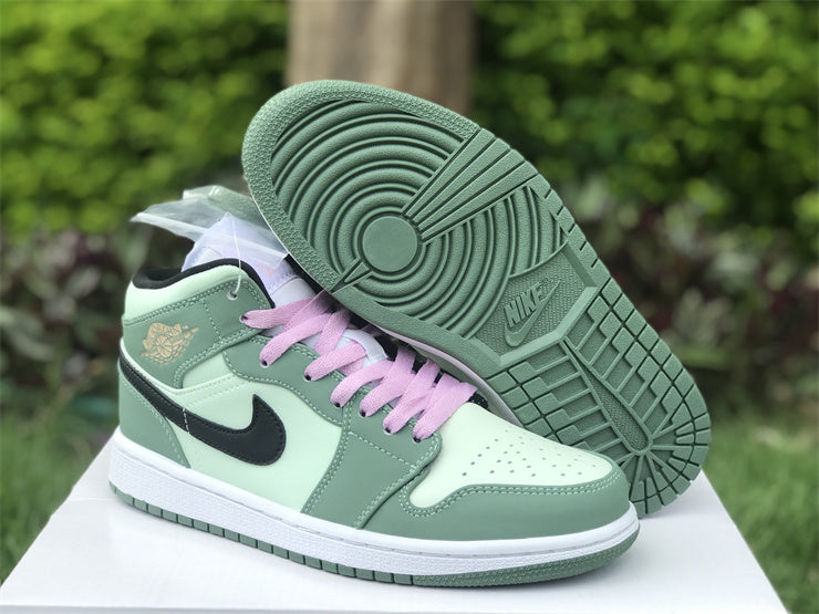 Air Jordan 1  Mid Dutch Green (W)