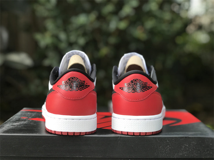 Air Jordan 1 Low Black Toe