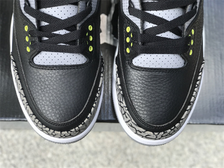 Air Jordan 3 Retro Oregon black and yellow duck