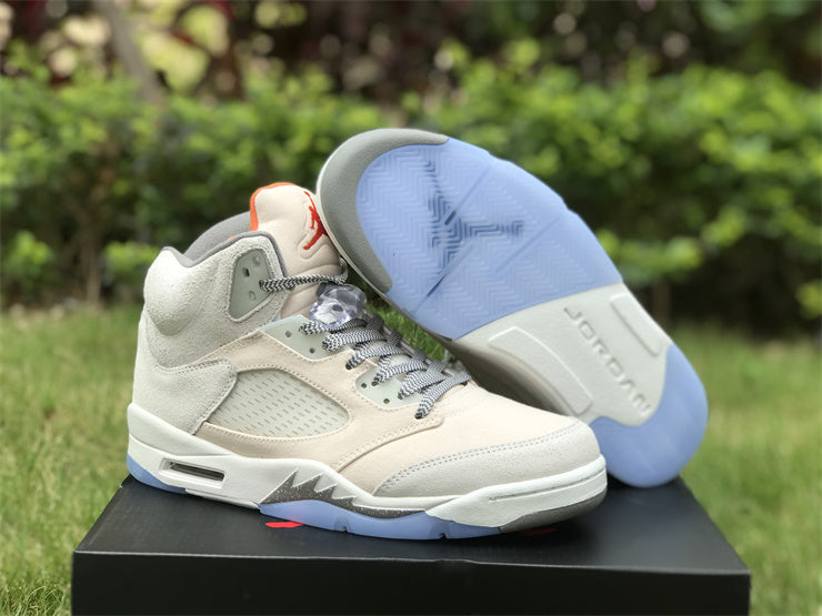 Air Jordan 5 Retro SE Craft Light Orewood Brown