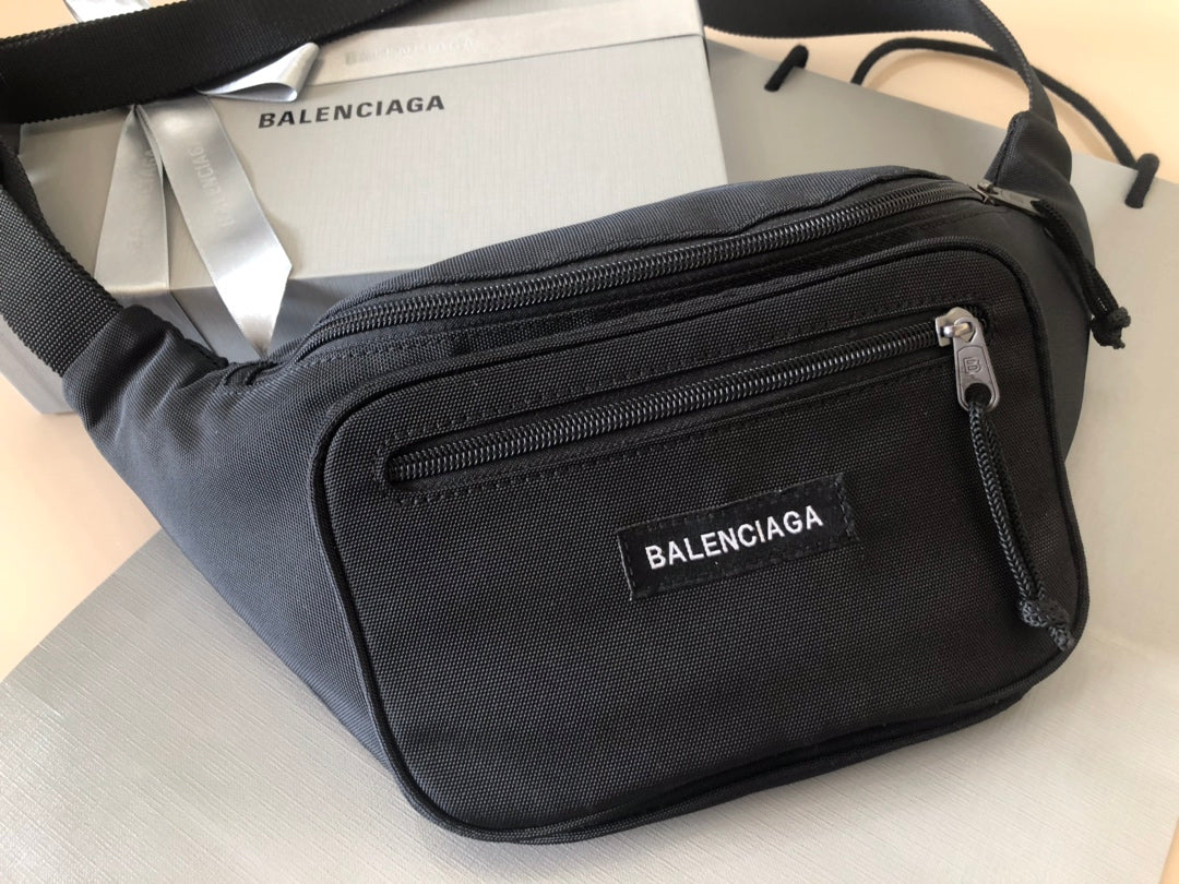Canvas embroidered Fanny pack