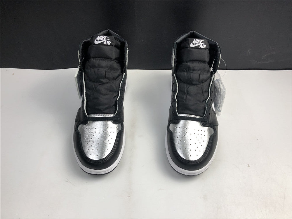 Air Jordan 1 Retro High Silver Toe (W)