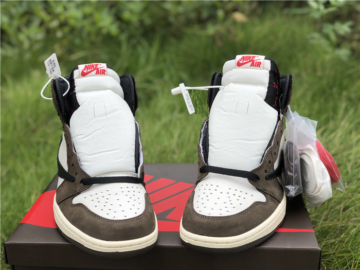 Air Jordan 1 Retro High Travis Scott