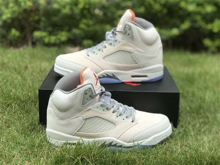 Air Jordan 5 Retro SE Craft Light Orewood Brown