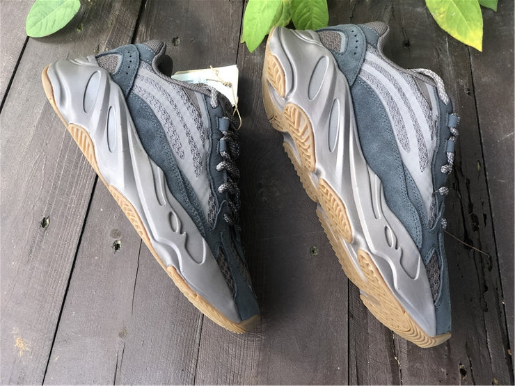 Adidas Yeezy Boost 700 V2  Enflame Amber Mauve