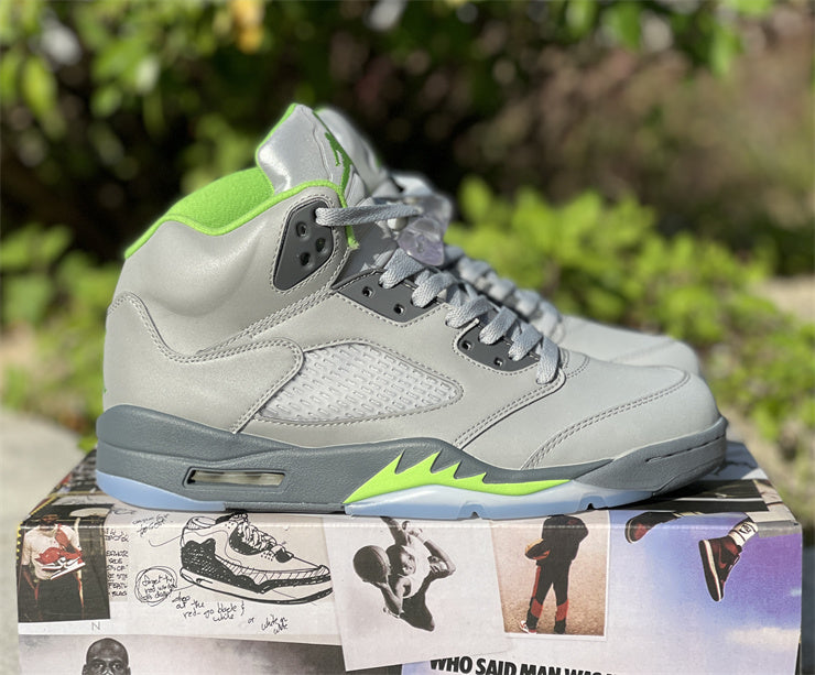 Air Jordan 5  Retro Green Bean (2022)