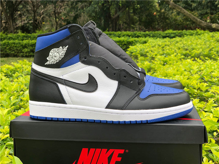 Air Jordan 1 Retro High Royal Toe