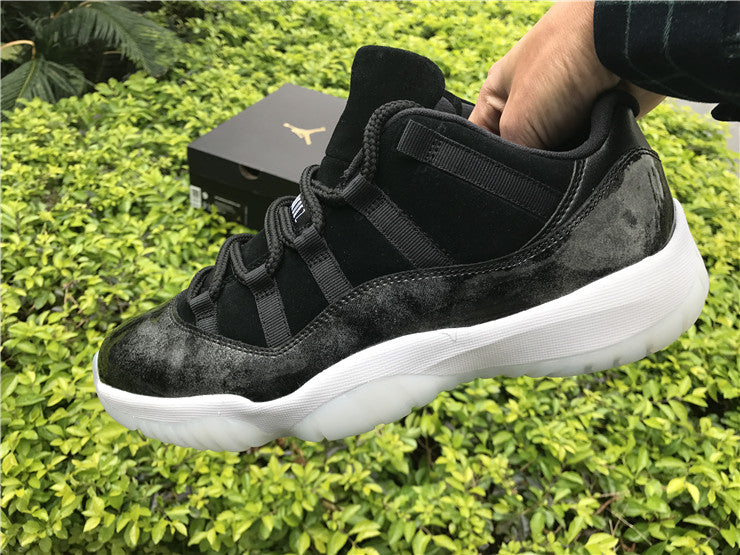 Air Jordan 11 Retro Low Barons