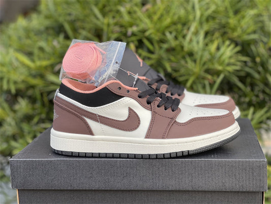 Air Jordan 1 Low Mocha