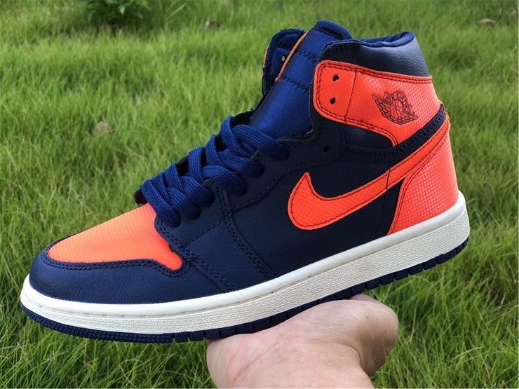 Air Jordan 1 Retro High Blue Void Turf Orange (W)