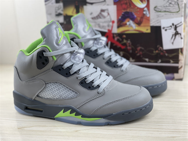 Air Jordan 5  Retro Green Bean (2022)