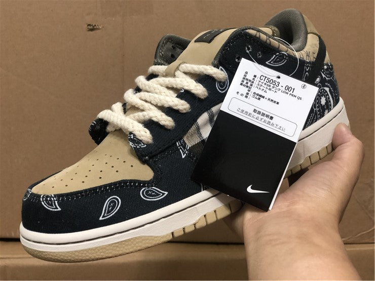 Nike SB Dunk Low Travis Scott