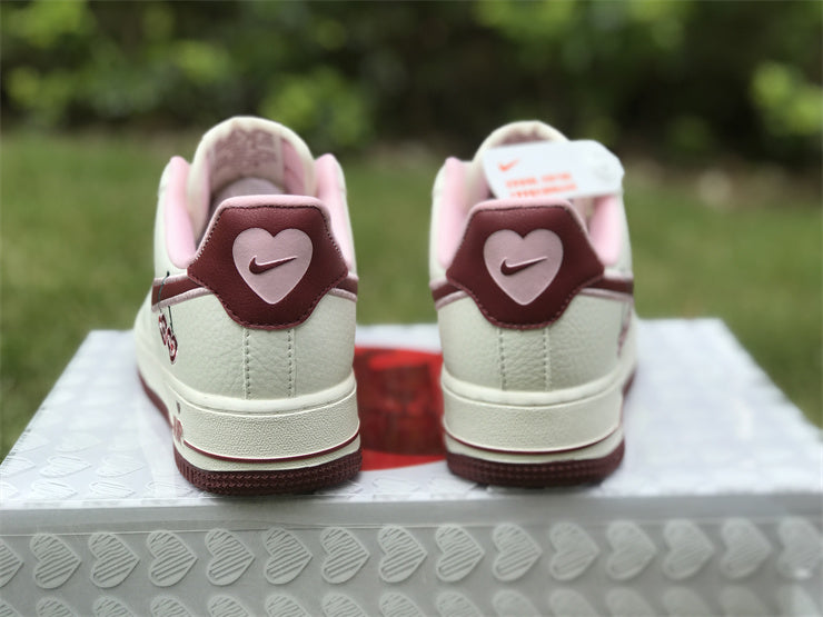 Nike Air Force 1 Low ValentineÕs Day (2023) (Women's)