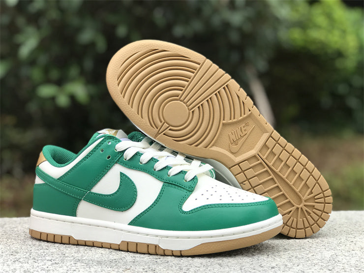 Nike Dunk Low Malachite University Gold (W)