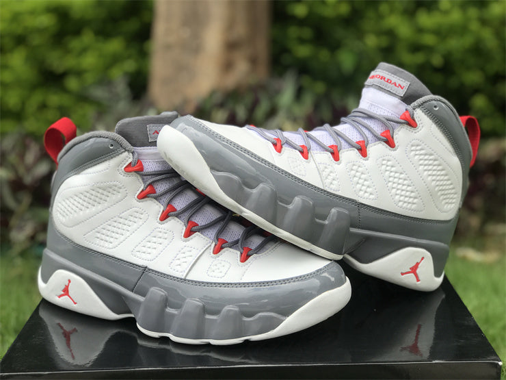 Air Jordan 9 Retro “Fire Red