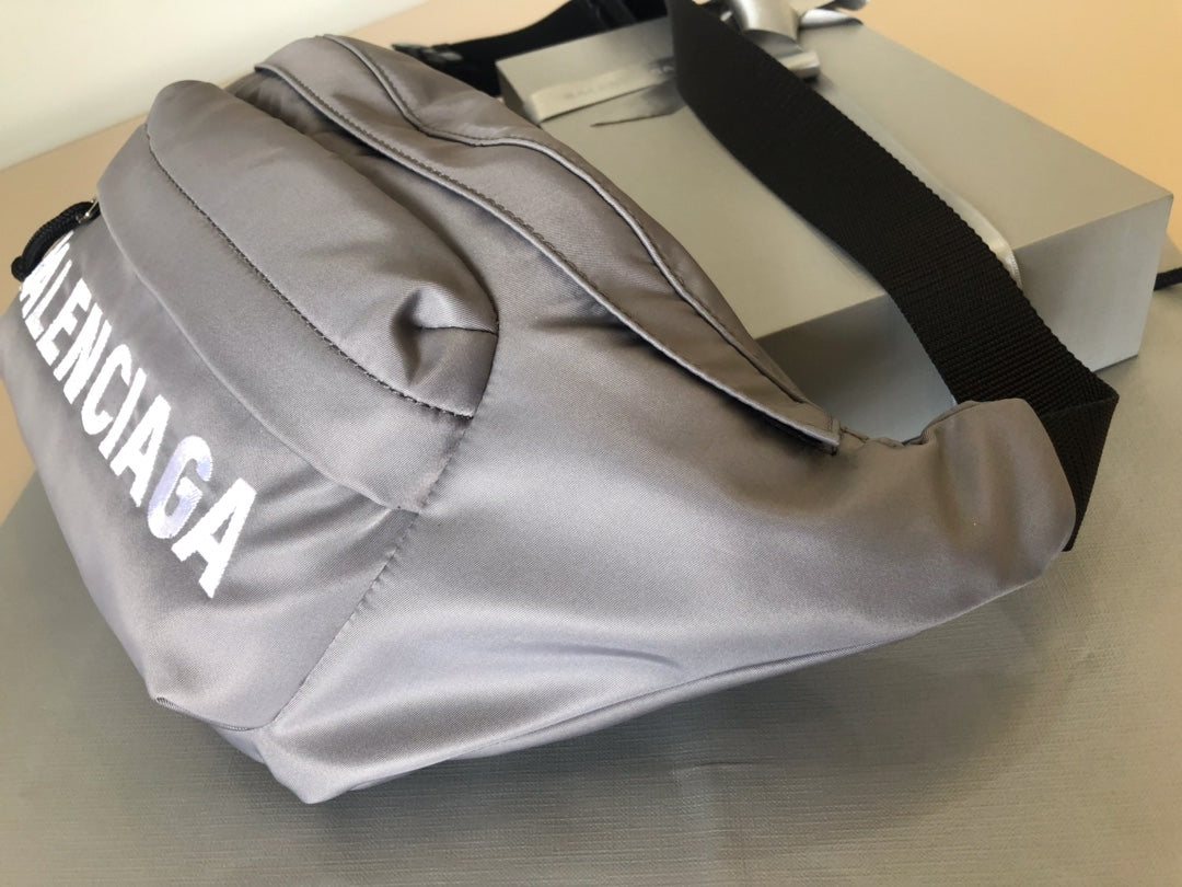 Canvas embroidered Fanny pack