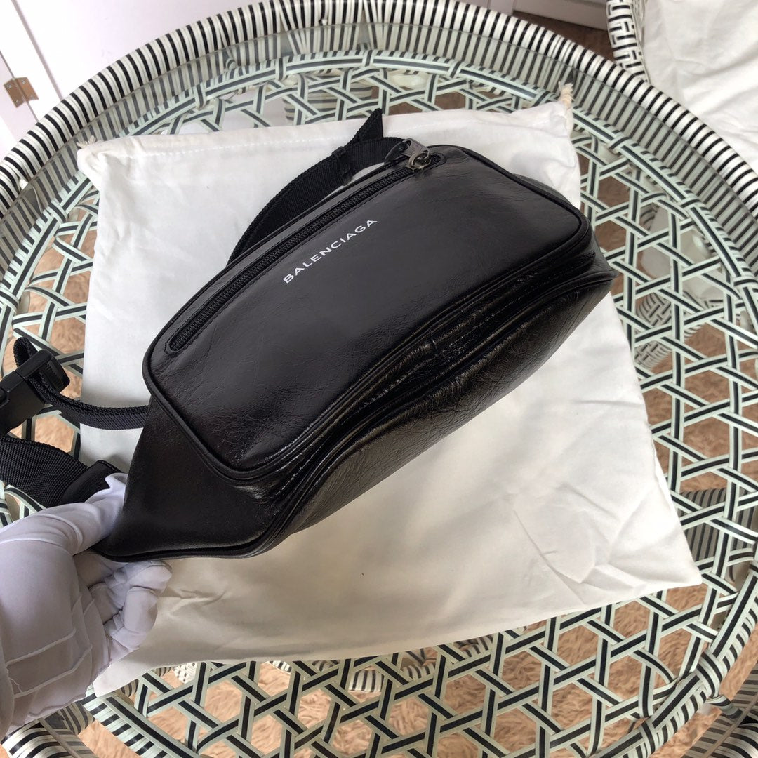 Cross chest bag Fanny pack