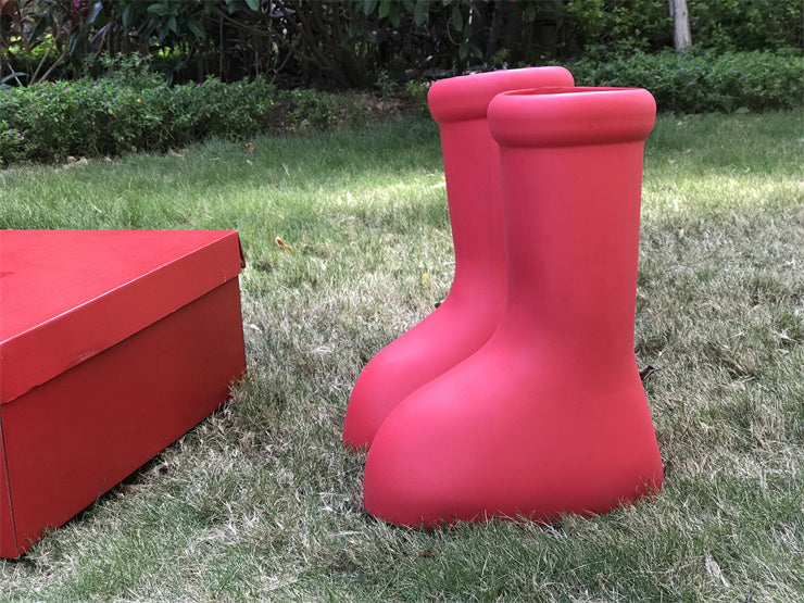 MSCHF Big Red Boot   MSCHF010