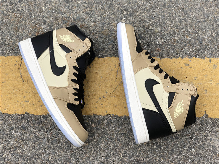 Air Jordan 1 Retro High Black Mushroom (W)