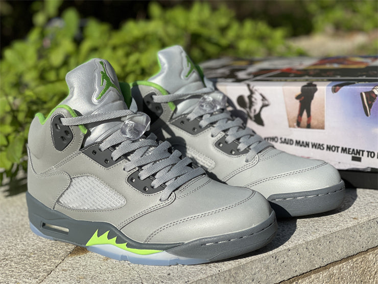 Air Jordan 5  Retro Green Bean (2022)