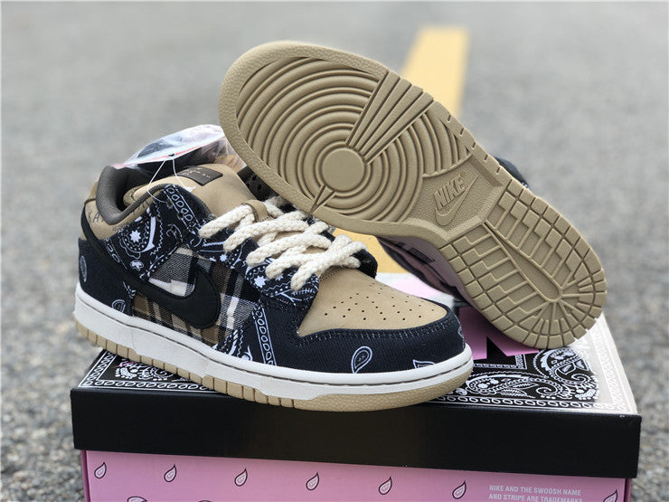 Nike SB Dunk Low Travis Scott