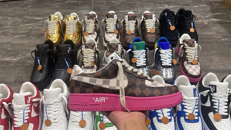 LOUIS VUITTON × Nike Air Force 1 Low