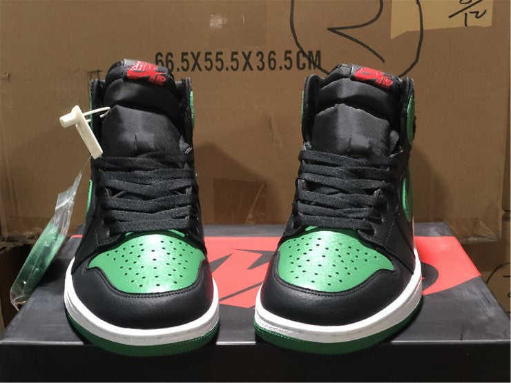 Air Jordan 1 Retro High Pine Green Black