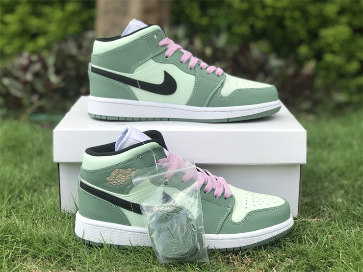 Air Jordan 1  Mid Dutch Green (W)