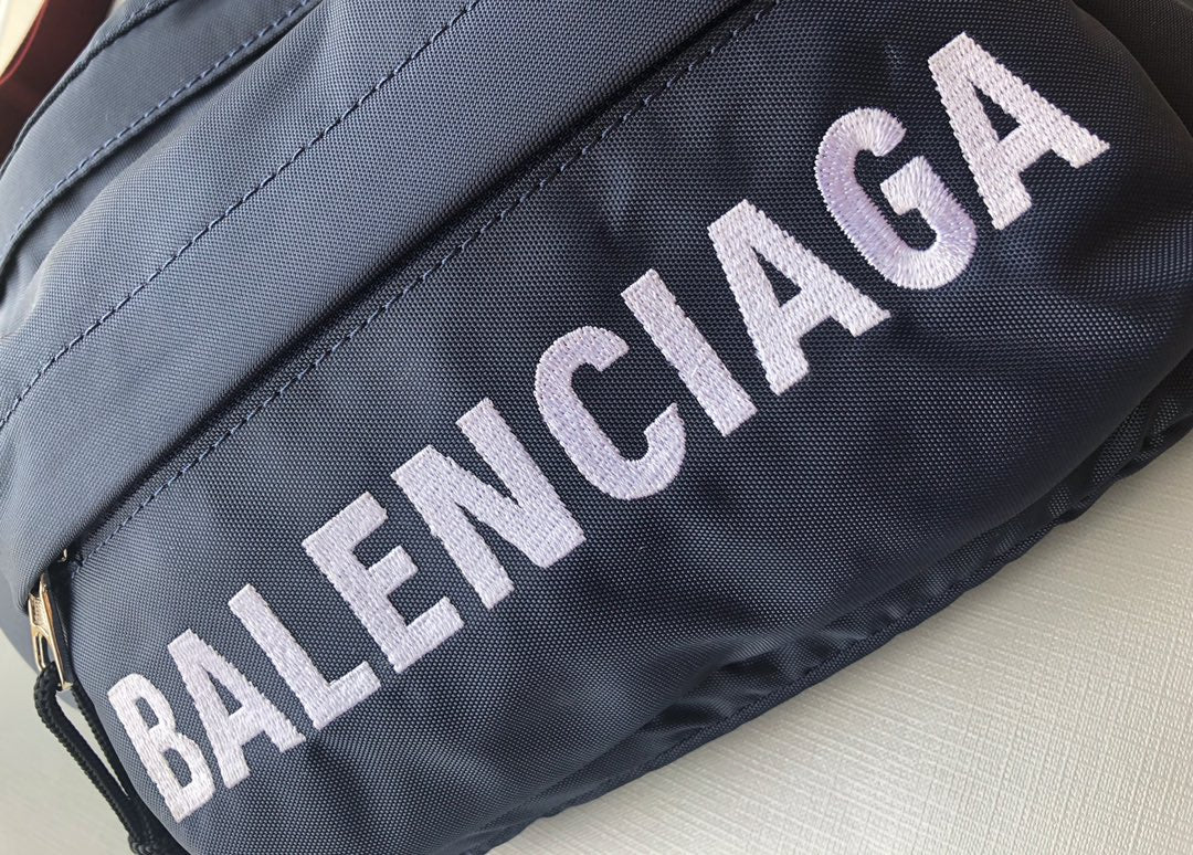 Canvas embroidered Fanny pack