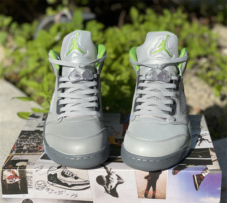 Air Jordan 5  Retro Green Bean (2022)