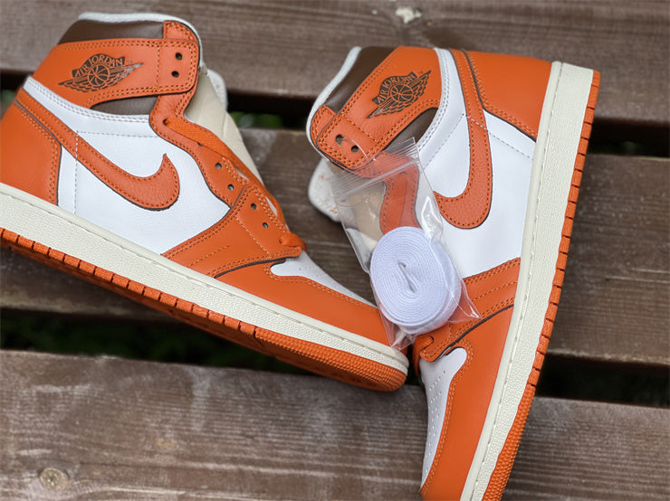 Air Jordan 1 Retro High OG WMNS “Starfish