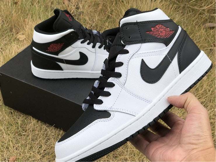 Air Jordan 1 Mid Reverse Black Toe (W)