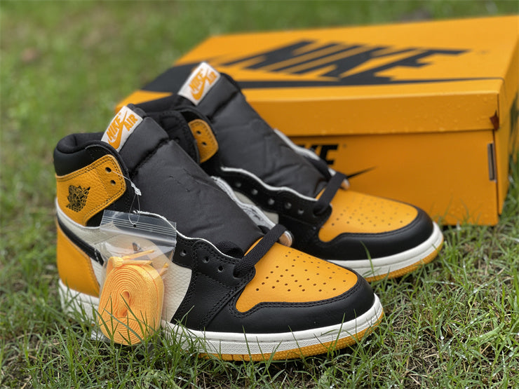 Air Jordan 1 High OG Yellow Toe