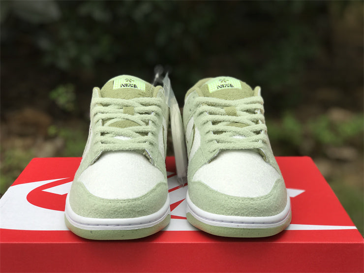 Nike Dunk Low SE Fleece Pack Honeydew (W）