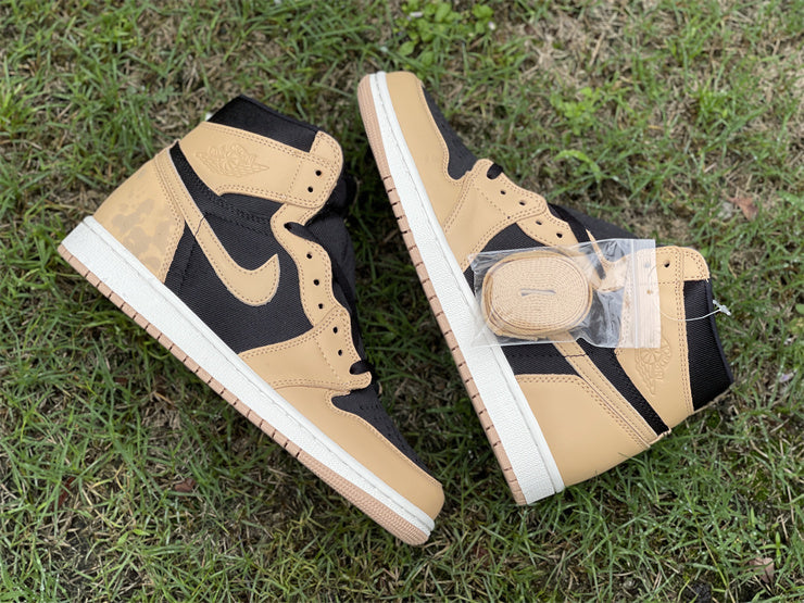 Air Jordan 1 High  OG Heirloom