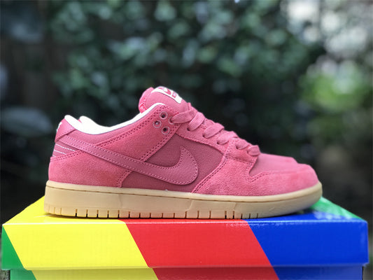 Nike SB Dunk Low Adobe