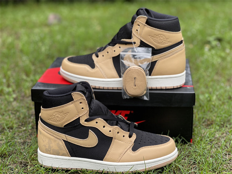 Air Jordan 1 High  OG Heirloom