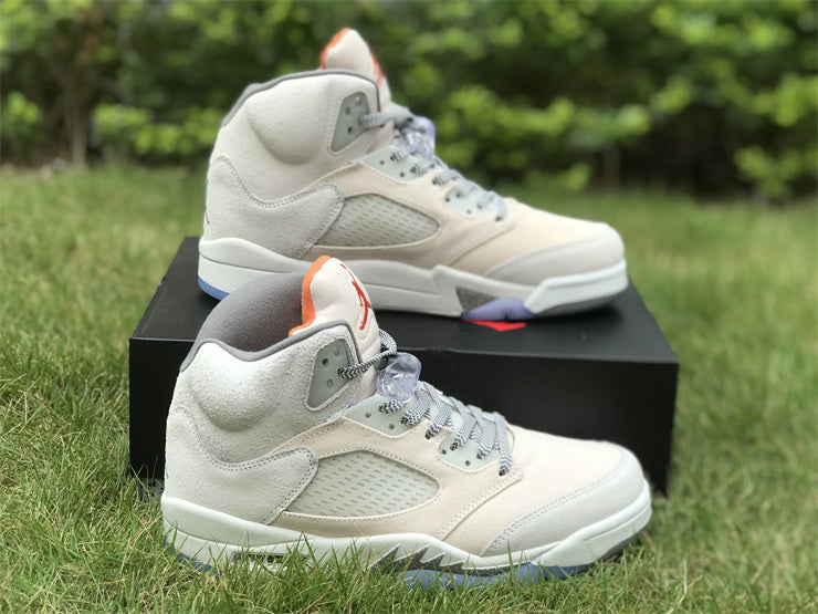 Air Jordan 5 Retro SE Craft Light Orewood Brown